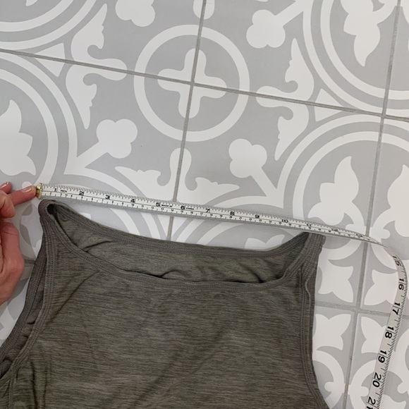 Lululemon Grey Tank - Picture 9 of 10